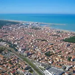 Libeccio By Interhome