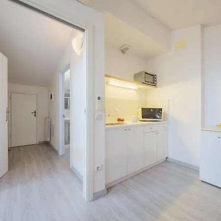 Libeccio By Interhome *