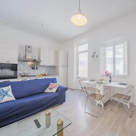 Libeccio By Interhome * 维亚雷焦